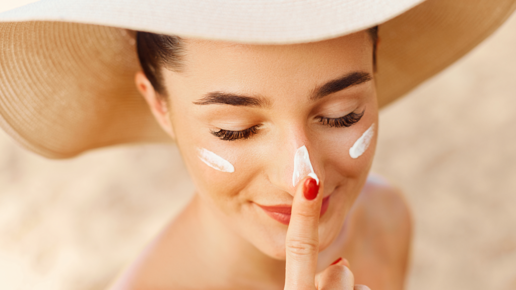 Pelle e sole: soffri di acne?